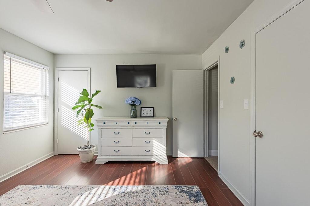 Cozy Townhome Retreat With King Bed Near I-10, Capitol, Fsu & Famu Tallahassee Exterior foto